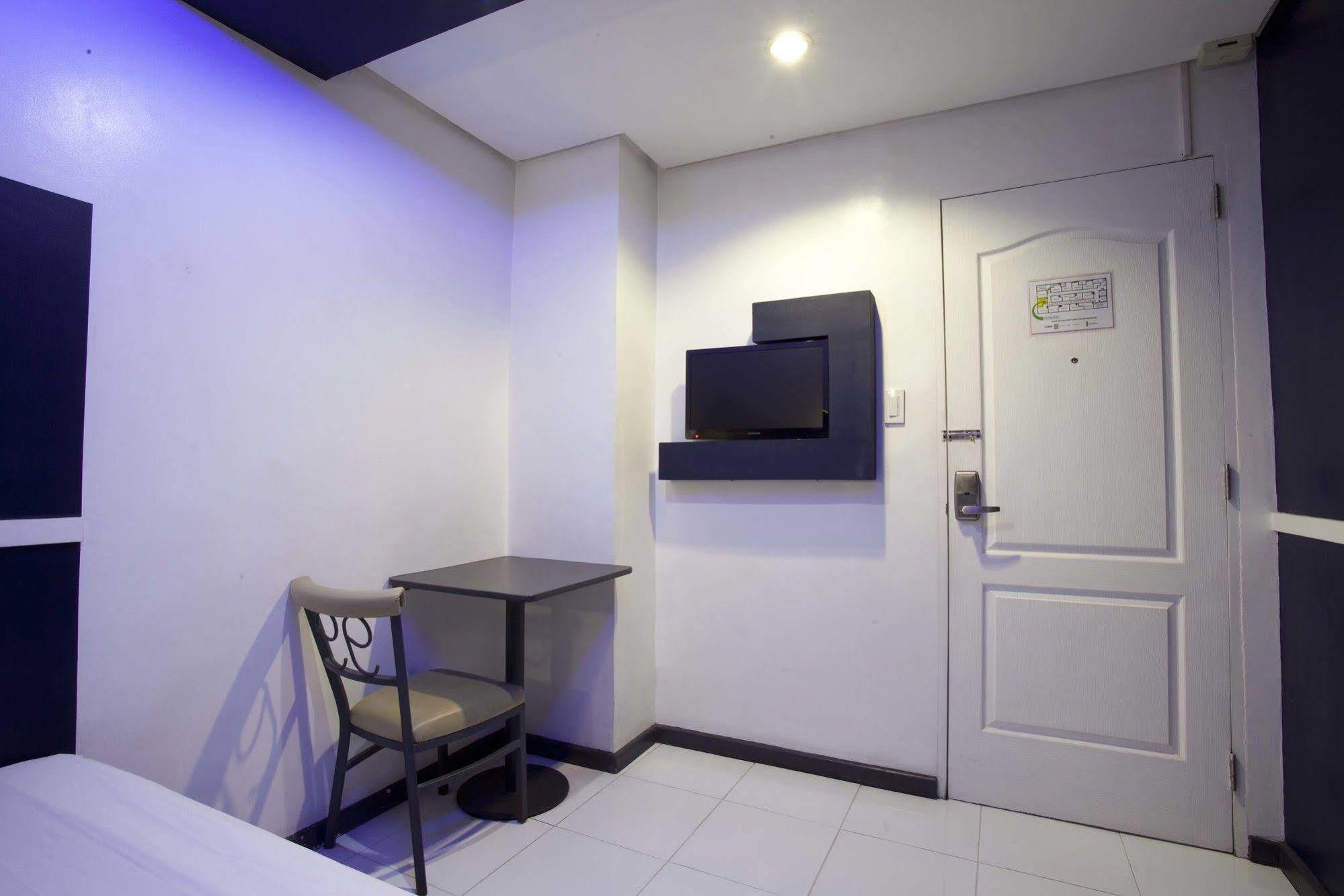 Hotel 99 Cubao Ciudad Quezon Exterior foto