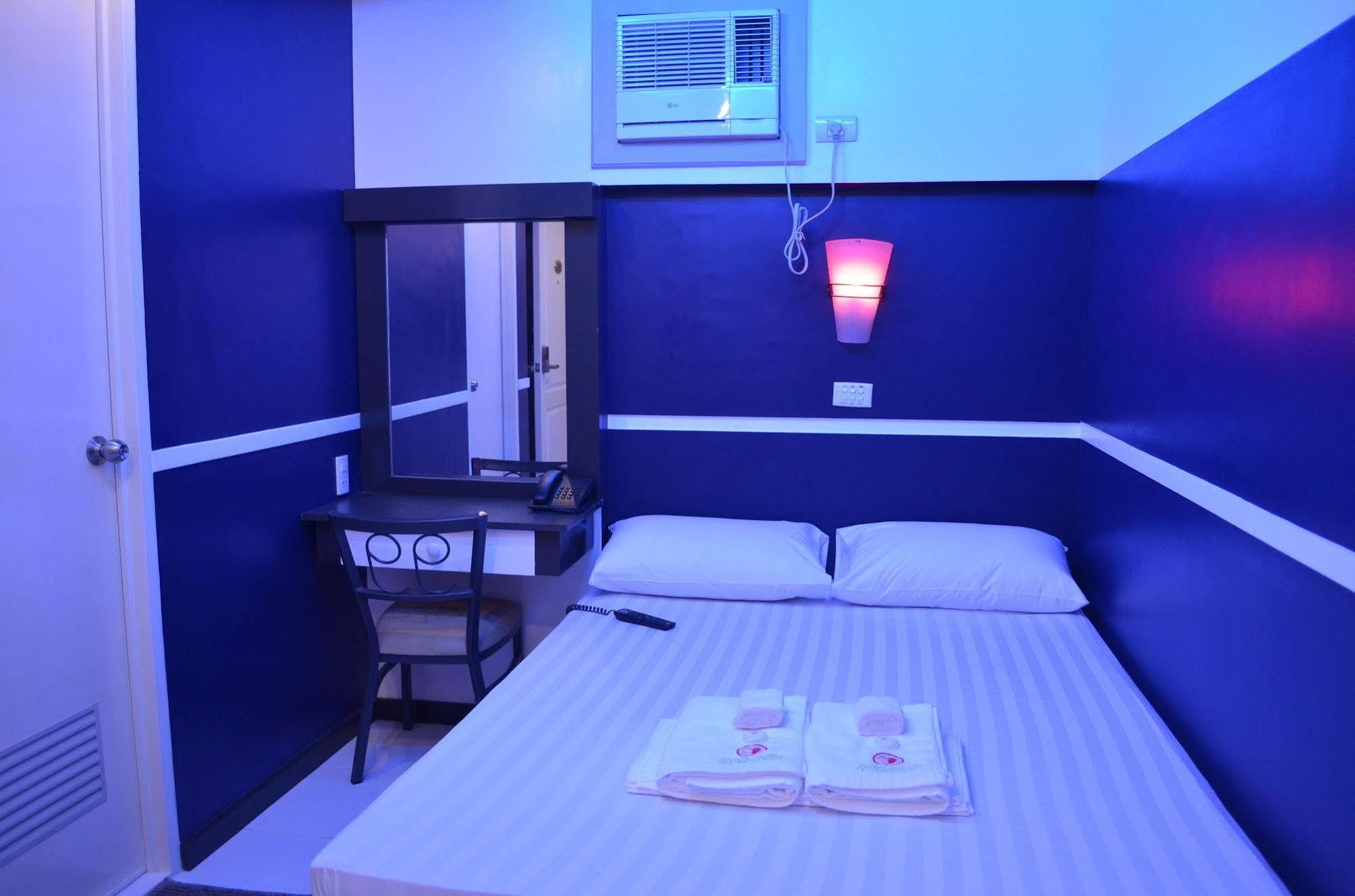 Hotel 99 Cubao Ciudad Quezon Exterior foto